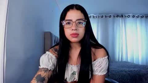 aliice_walker_ online show from 11.25.25