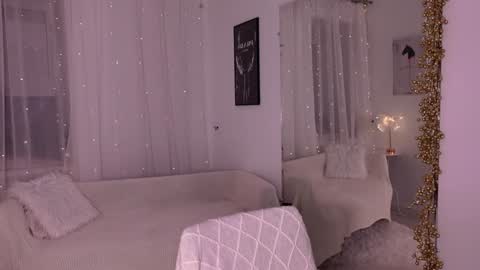 Snapshot of alina_cute_ chatting on 01.09.25 Alina online show from 01.09.25