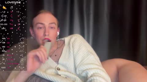 Snapshot of alina_flow chatting on 12.02.24 Alexa online show from 12.02.24