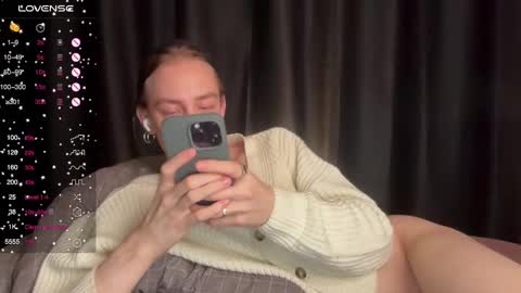 Snapshot of alina_flow chatting on 12.08.24 Alexa online show from 12.08.24