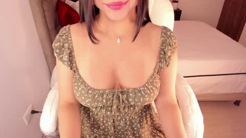 alinaowens online show from 01.28.25