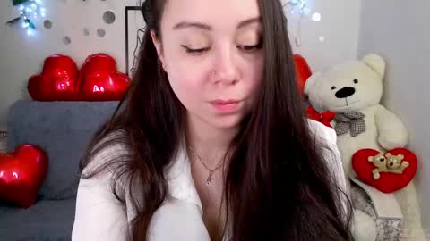 AlinaXRose online show from 04.14.26