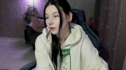 Aline Greeeen online show from 09.10.25