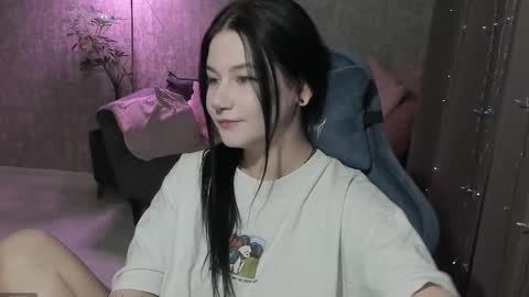 Aline Greeeen online show from 10.06.25