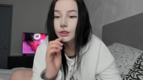 Aline Greeeen online show from 03.17.26