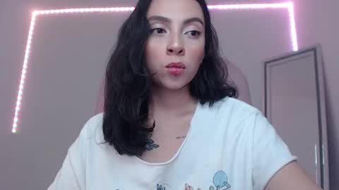 Snapshot of alisa__cain chatting on 02.22.25 Alejandra online show from 02.22.25