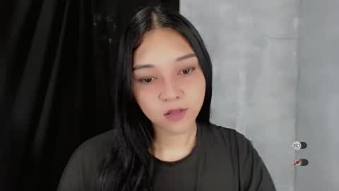 Shanti xhey online show from 10.28.25