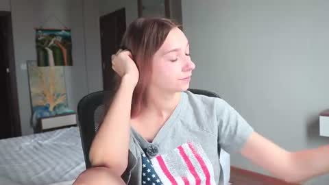 Snapshot of alisaa_01 chatting on 07.15.26 Alice Fansly Alisa01 online show from 07.15.26