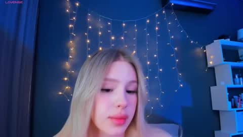 Snapshot of alishaaneta chatting on 03.02.25 Alisha online show from 03.02.25