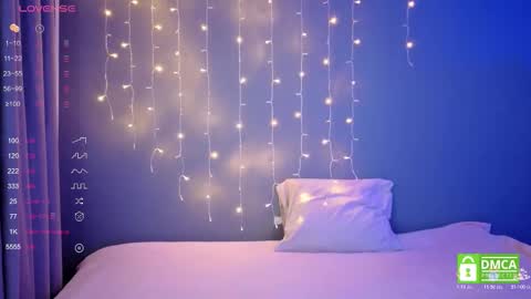 Snapshot of alishaaneta chatting on 11.10.25 Alisha online show from 11.10.25