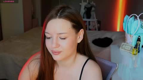 Snapshot of alisia_here chatting on 04.11.26 Hey there Im a Hookah Girl online show from 04.11.26