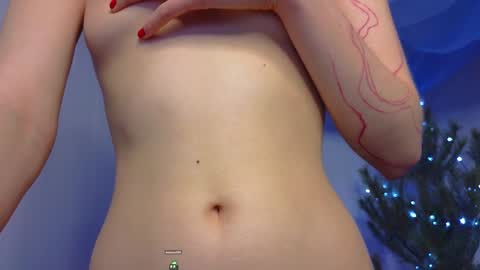 Snapshot of alisia_spinnet chatting on 12.28.24 Alisia online show from 12.28.24