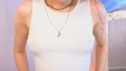 Snapshot of alisia_spinnet chatting on 01.17.25 Alisia online show from 01.17.25