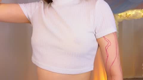 Snapshot of alisia_spinnet chatting on 01.20.25 Alisia online show from 01.20.25