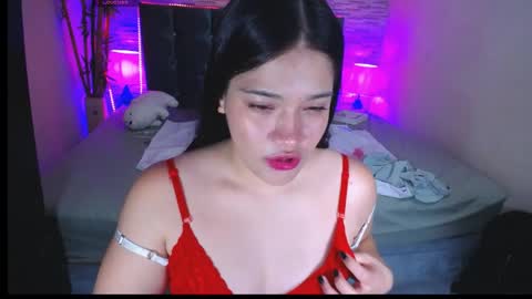 Snapshot of alison_girl22 chatting on 04.24.26 Alison online show from 04.24.26