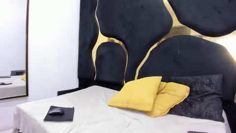 alisonmoon72 online show from 05.07.26