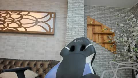 alisonn_doll online show from 02.02.26