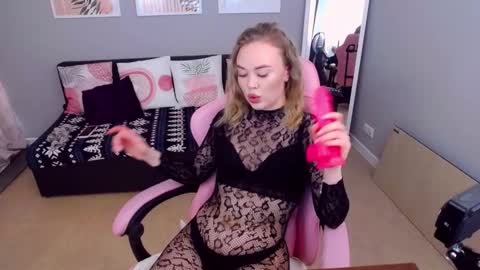 Anna online show from 02.21.26