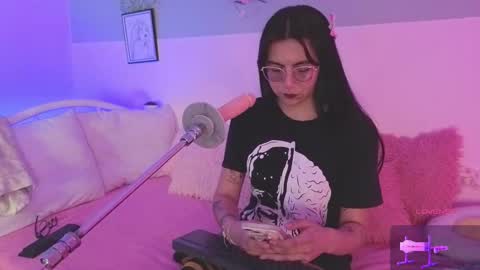 Mia online show from 03.22.26