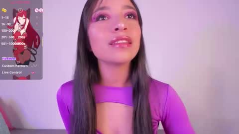 Snapshot of alissarose_ chatting on 10.10.25 Mara Isabel online show from 10.10.25