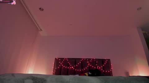    online show from 03.10.25