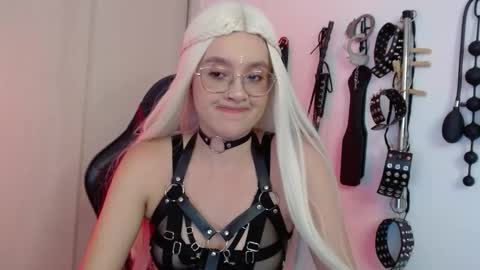 Alisson Beckett online show from 03.11.26