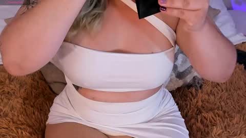 Snapshot of alissonjoneess chatting on 11.03.25 Alisson Joness online show from 11.03.25