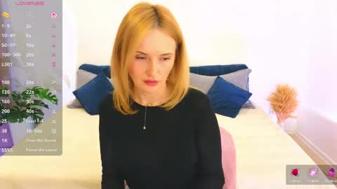 Snapshot of alisssarose chatting on 04.29.26 alisssarose online show from 04.29.26