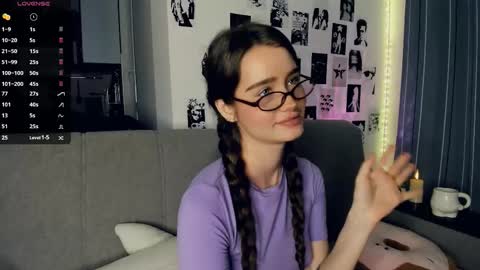 Alivia online show from 11.30.25