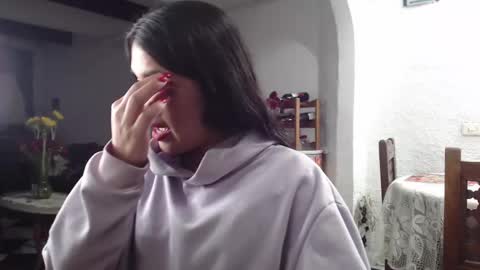 Snapshot of alix_beltran chatting on 02.14.25 Alix online show from 02.14.25