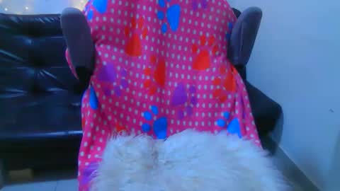 alixxe_ online show from 11.04.25