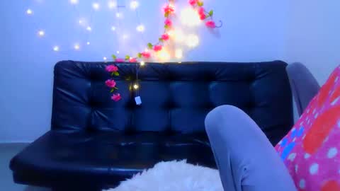 alixxe_ online show from 11.07.25