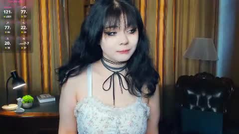 Snapshot of alixypunter chatting on 06.19.26 Emily online show from 06.19.26