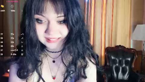 Snapshot of alixypunter chatting on 07.10.26 Emily online show from 07.10.26
