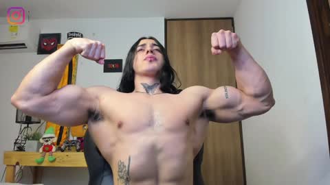 Snapshot of allen_rosse chatting on 01.18.25 independent model 3 online show from 01.18.25