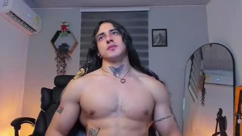 independent model 3 online show from 12.14.25