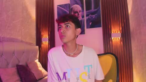 Snapshot of allen_starck chatting on 02.11.25 Allen online show from 02.11.25