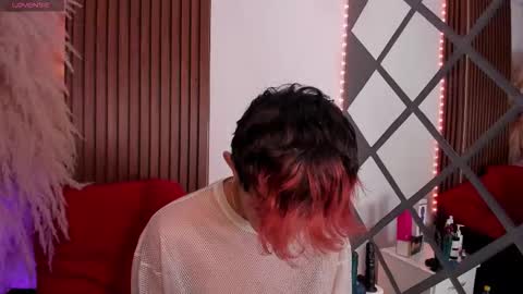 Snapshot of allen_starck chatting on 09.26.25 Allen online show from 09.26.25