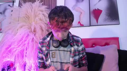 Snapshot of allen_starck chatting on 10.30.25 Allen online show from 10.30.25