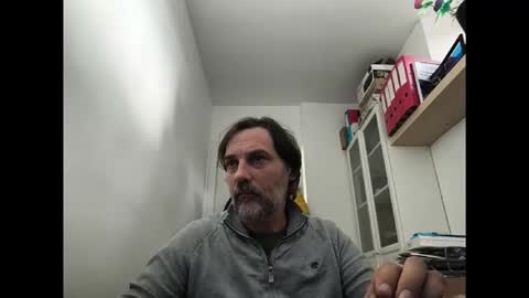 Snapshot of allenvic chatting on 12.17.25 allenvic online show from 12.17.25