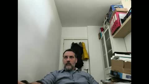 Snapshot of allenvic chatting on 02.25.26 allenvic online show from 02.25.26