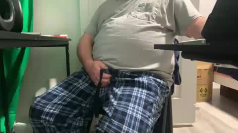 Allergictolove online show from 12.31.24