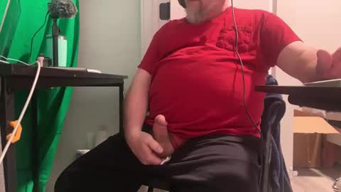 Allergictolove online show from 02.17.25