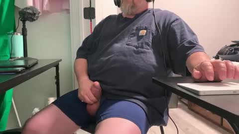 Allergictolove online show from 09.20.25