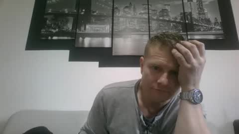 alles594462 online show from 02.01.26