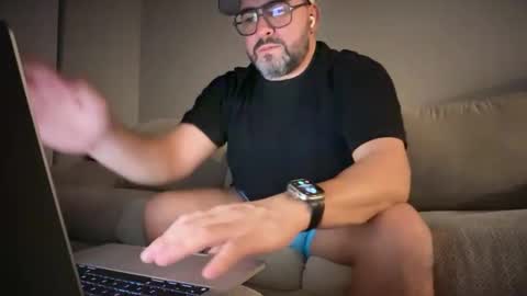 Allessandro online show from 11.08.25