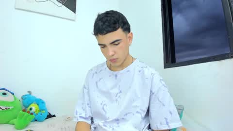 Snapshot of allexserrano chatting on 12.06.24 Allex online show from 12.06.24