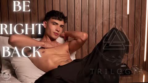 Snapshot of allexserrano chatting on 12.28.24 Allex online show from 12.28.24