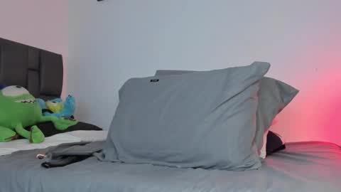 Snapshot of allexserrano chatting on 11.14.25 Allex online show from 11.14.25