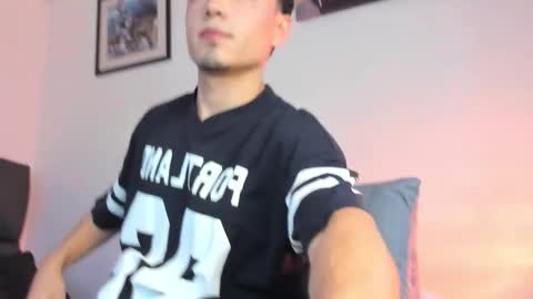 Snapshot of allexserrano chatting on 11.18.25 Allex online show from 11.18.25